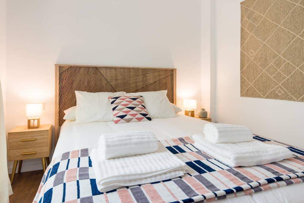 Tgh/ Malaga Center Urban Style Apartment Ngoại thất bức ảnh